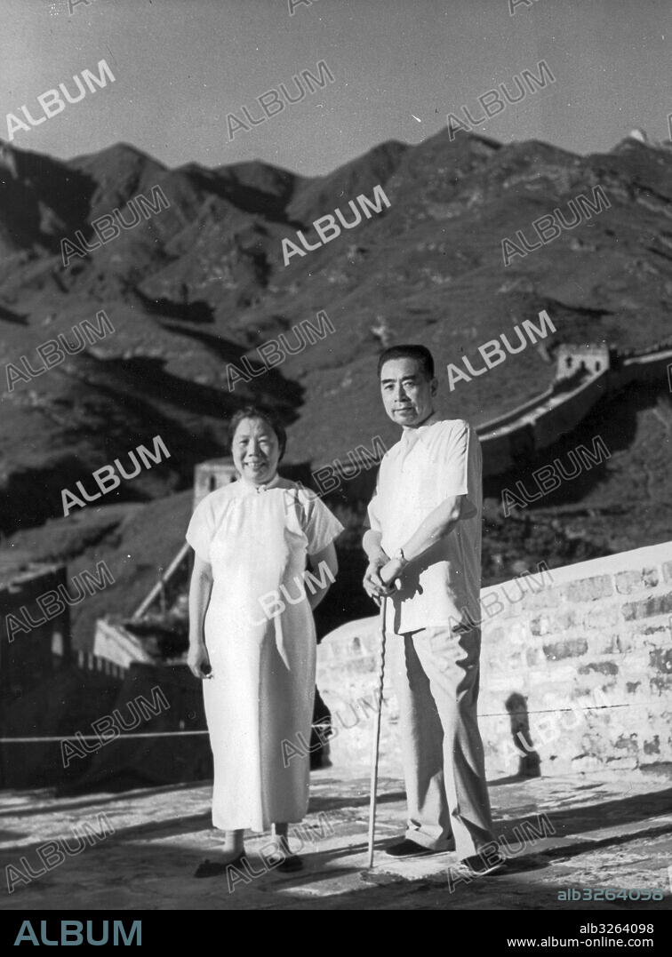 Zhou Enlai and his wife, Deng Yingchao, on the Badaling section of the Great Wall. August 1955.