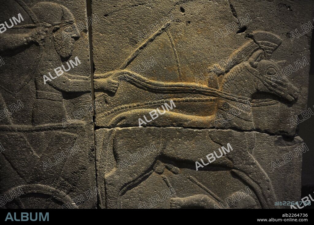 ARTE HITITA. TURQUIA. ORTOSTATOS. Relieves. Siglo IX a. C. Sam'al. Basalto. Período Tardo Hitita. Museo Arqueológico. Estambul. Turquía.