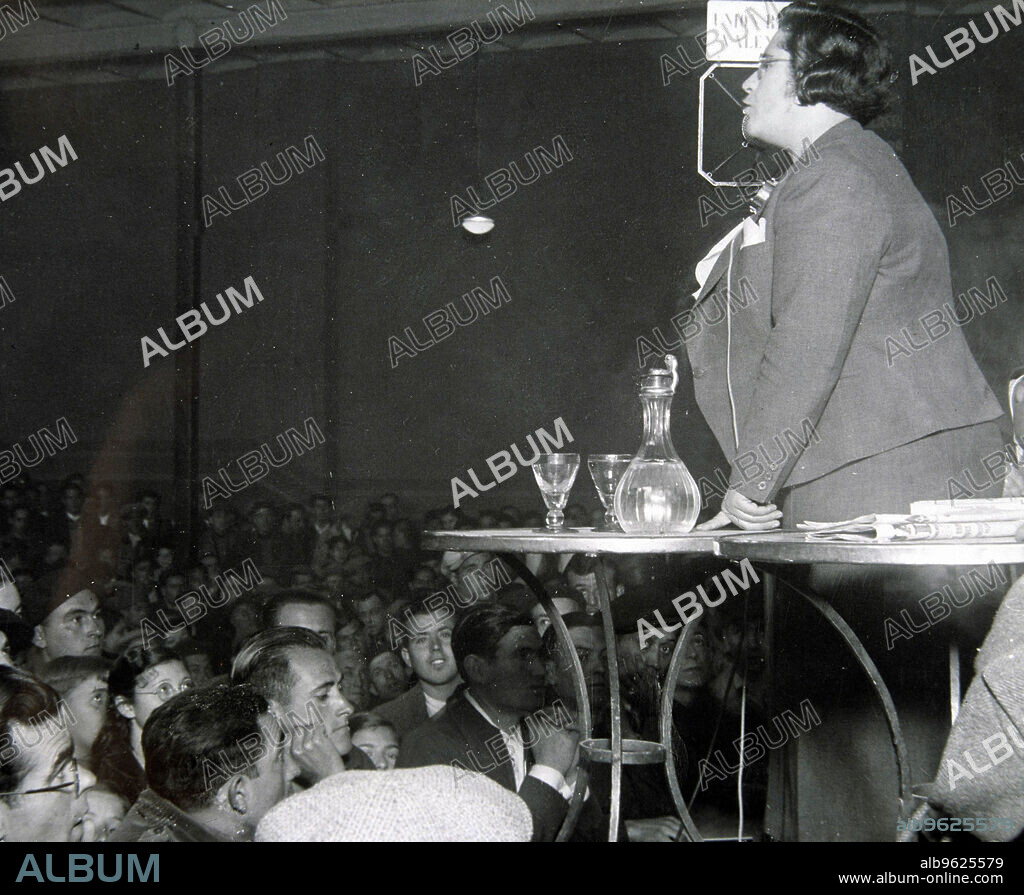 Federica Montseny (1905-1994), a Spanish anarchist leader miting in Valencia.