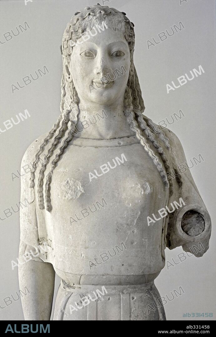 Marble statue of a Kore, c.540.
