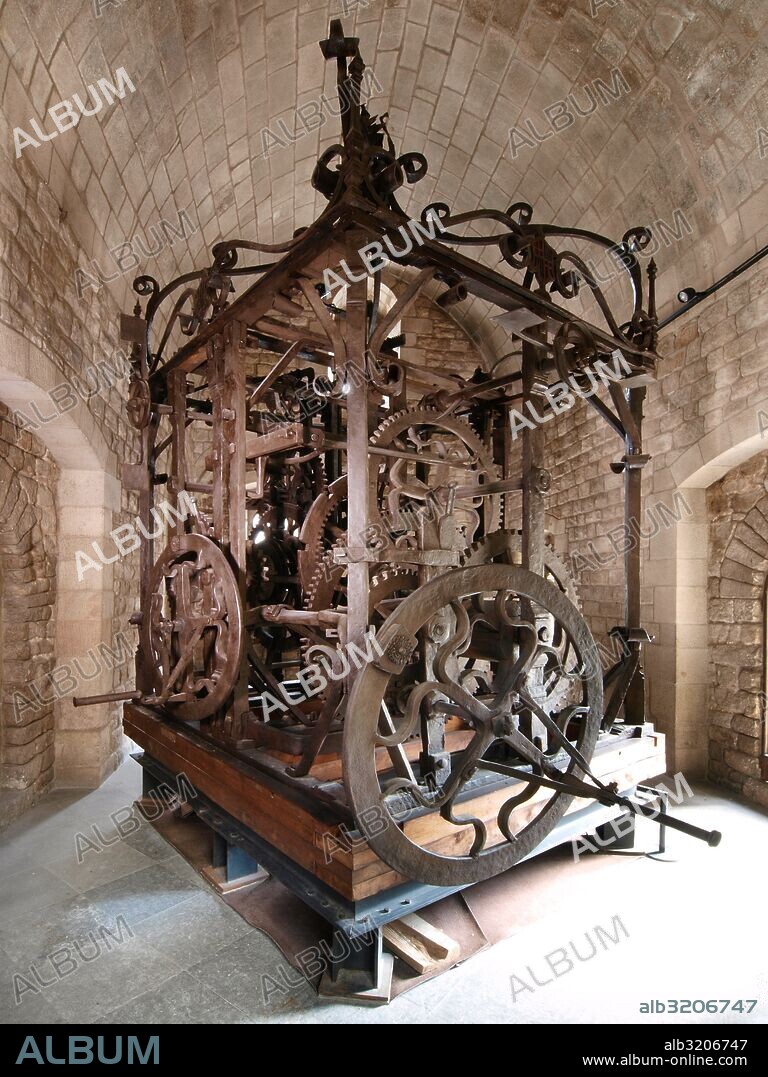 MAQUINARIA DEL "RELLOTGE DELS FLAMENCS" ("RELOJ DE LOS FLAMENCOS") 1576, REALIZADO PARA LA TORRE DE LA CATEDRAL DE SANTA EULALIA. DEPOSITO: MUSEO DE HISTORIA (MUHBA)  . BARCELONA, CATALUÑA, ESPAÑA.