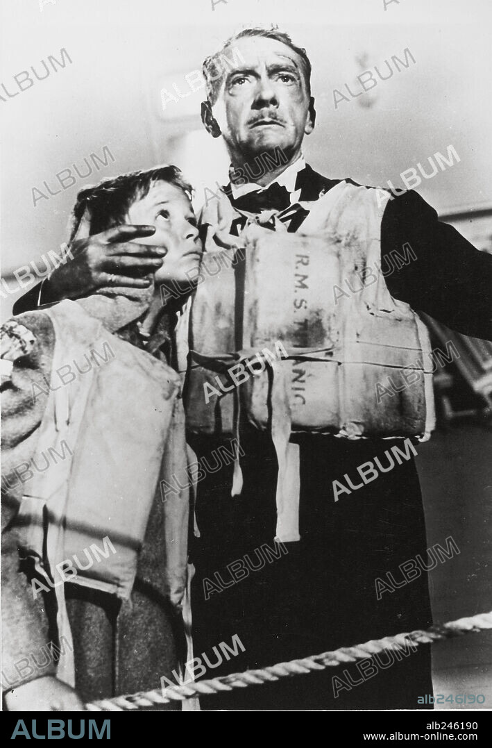 CLIFTON WEBB en EL HUNDIMIENTO DEL TITANIC, 1953 (TITANIC), dirigida por JEAN NEGULESCO. Copyright 20TH CENTURY FOX.