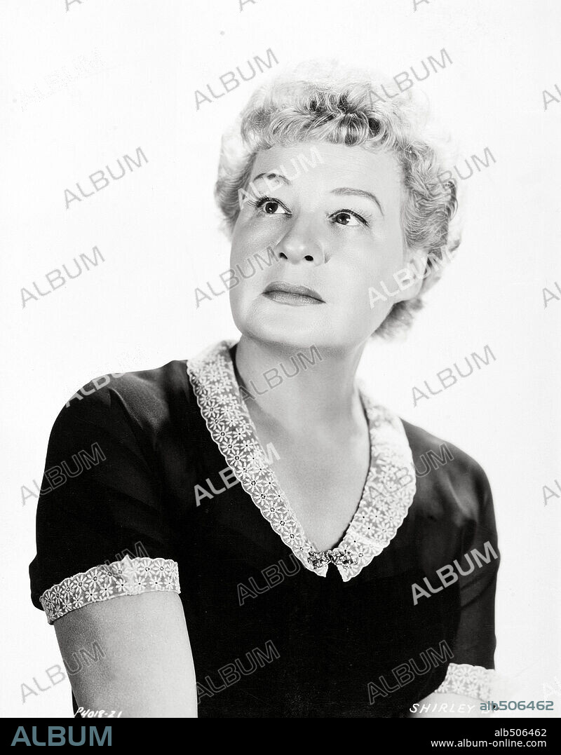 SHIRLEY BOOTH in THE MATCHMAKER, 1958, directed by JOSEPH ANTHONY. Copyright PARAMOUNT PICTURES.