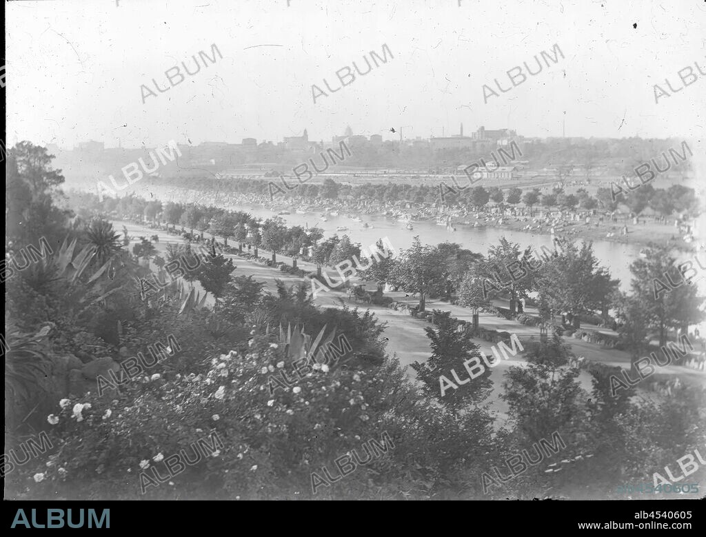 Lantern Slide - River Thames, London, circa 1900, Black and white image of the River Thames flowing through London photographed by A.J. Campbell while in England arranging for the publication of his book, Nests and eggs of Australian birds. one of many forming the A.J. Campbell Collection held by Museum Victoria.