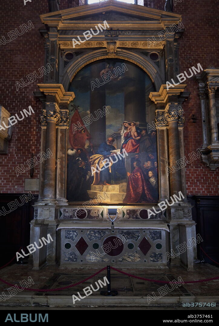 Madonna di Ca Pesaro, altarpiece painted by Titian between 1519 and 1526, Santa Maria Gloriosa dei Frari, Venice, UNESCO World Heritage Site, Veneto, Italy, Europe.