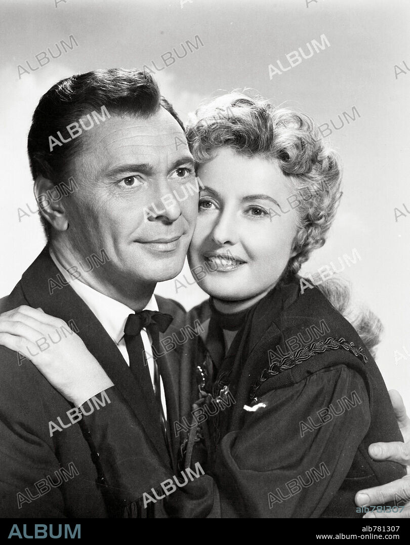 BARBARA STANWYCK y BARRY SULLIVAN en CUARENTA PISTOLAS, 1957 (FORTY GUNS), dirigida por SAMUEL FULLER. Copyright 20TH CENTURY FOX.