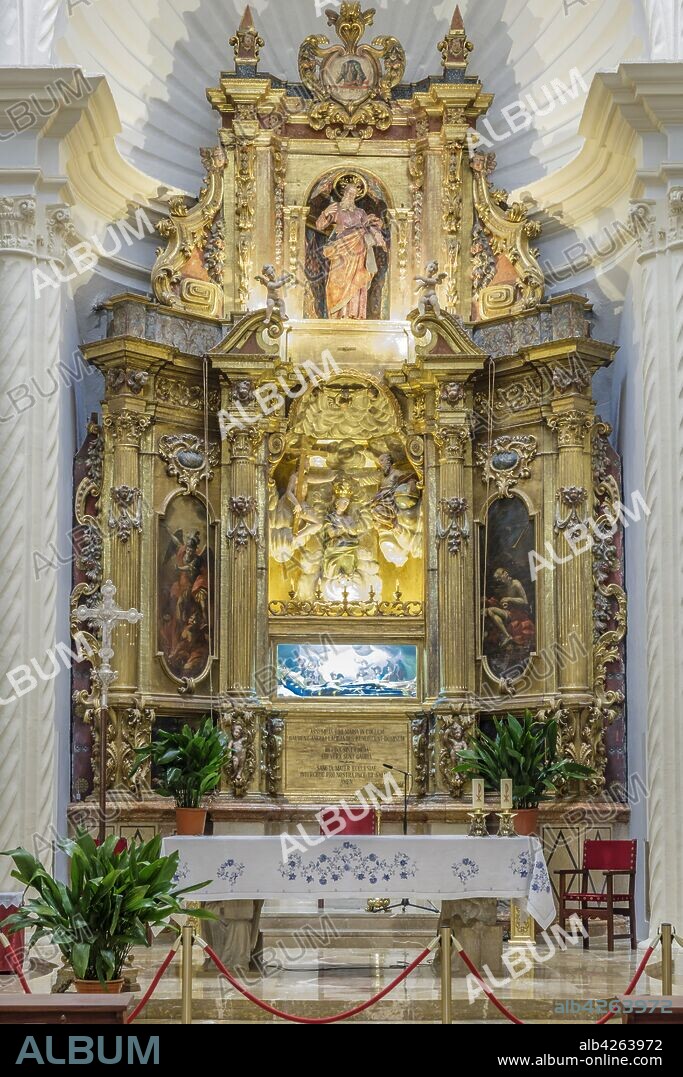 retablo del altar mayor, 1720, obra de Gaspar ms, estilo barroco, Parroquia de sant Bartomeu , iniciada en 1235 con el nombre de Iglesia de Santa María, Valldemossa, Mallorca, balearic islands, Spain.
