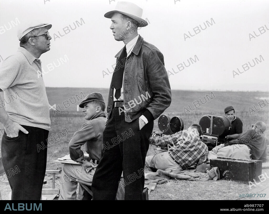 BILLY WILDER and JAMES STEWART in THE SPIRIT OF ST. LOUIS, 1957, directed by BILLY WILDER. Copyright WARNER BROTHERS.