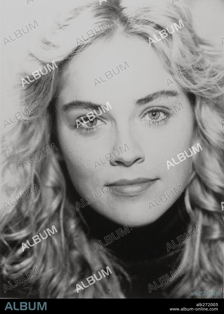 SHARON STONE en EL AÑO DE LAS ARMAS, 1991 (YEAR OF THE GUN), dirigida por JOHN FRANKENHEIMER. Copyright FIRST INDEPENDENT.