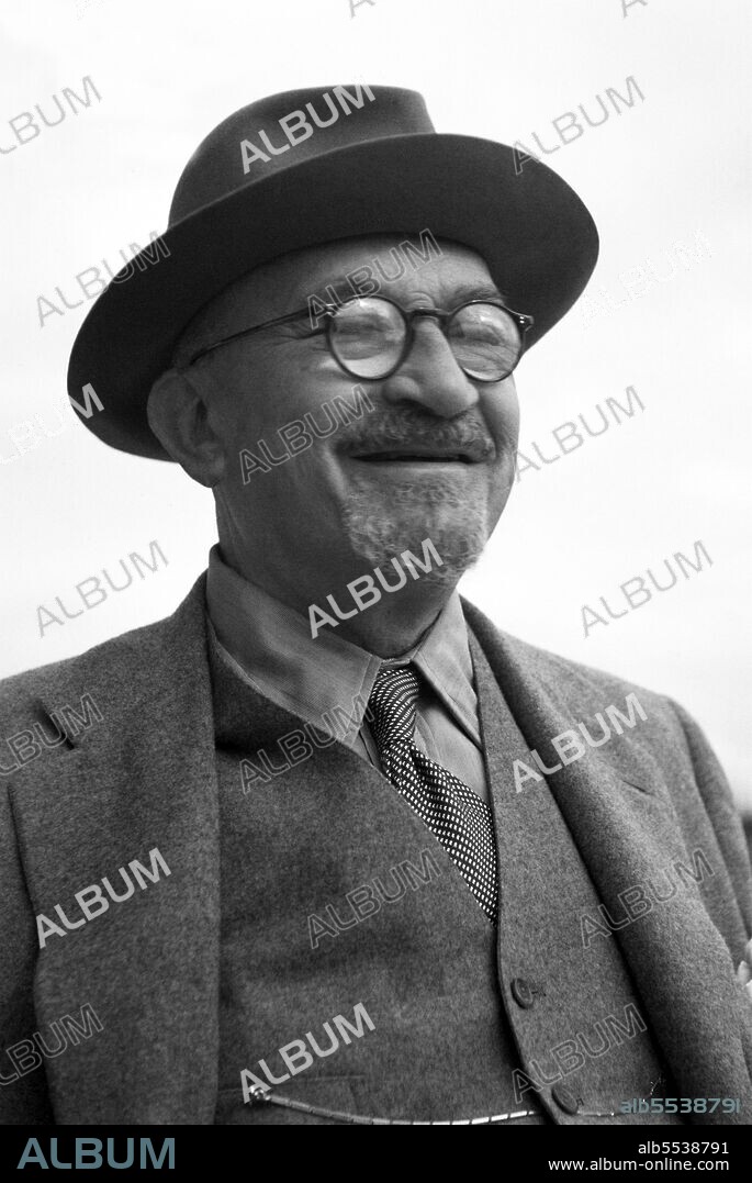 Chaim Azriel Weizmann (27 November 1874 – 9 November 1952) was a Zionist leader and Israeli statesman who served as President of the Zionist Organization and later as the first President of Israel. He was elected on 16 February 1949, and served until his death in 1952. Weizmann convinced the United States government to recognize the newly formed state of Israel. Weizmann was also a biochemist who developed the acetone–butanol–ethanol fermentation process, which produces acetone through bacterial fermentation. His acetone production method was of great importance for the British war industry during World War I. He founded the Weizmann Institute of Science in Rehovot, Israel and was instrumental in the establishment of the Hebrew University of Jerusalem.