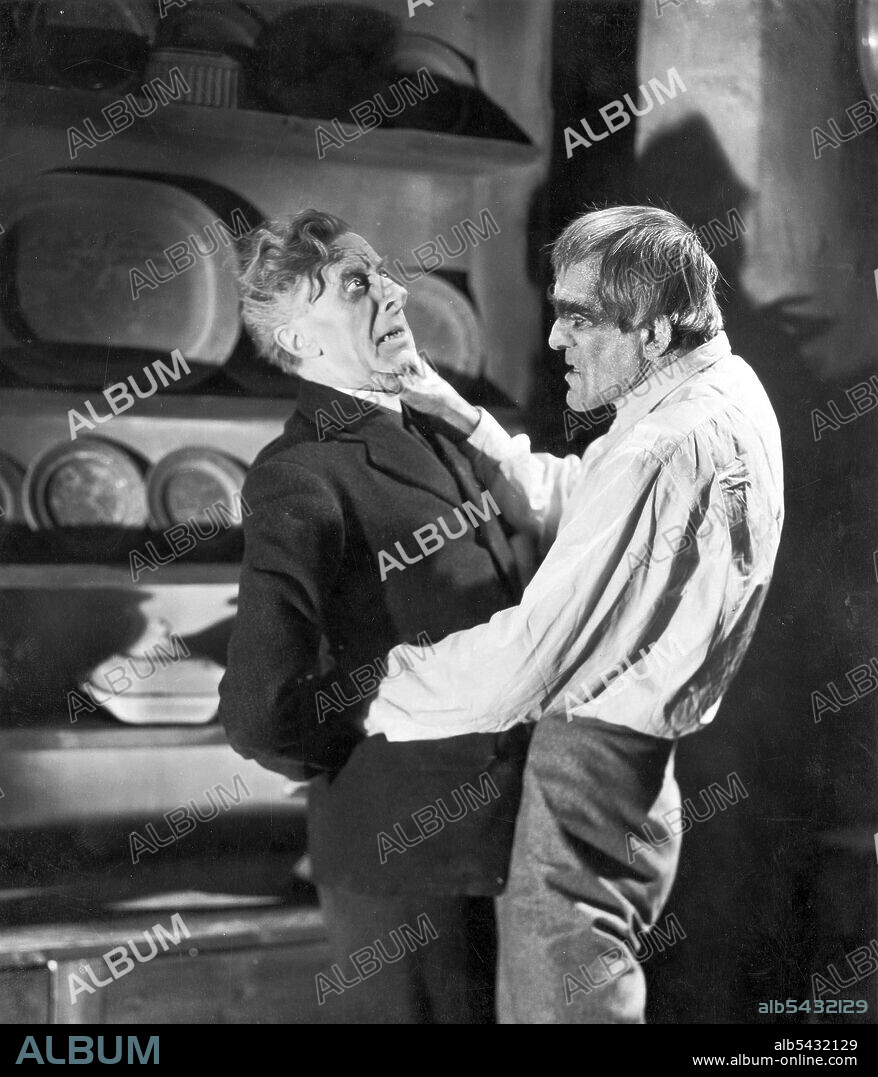 BORIS KARLOFF and ERNEST THESIGER in THE GHOUL, 1933, directed by T. HAYES HUNTER. Copyright GAUMONT-BRITISH.