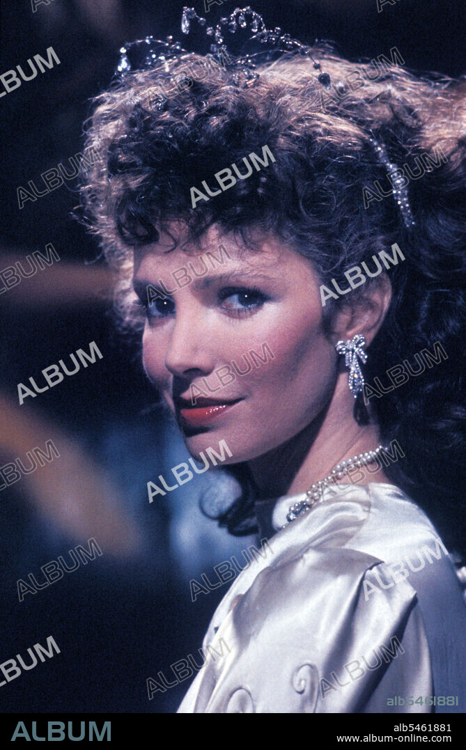 JACLYN SMITH in DÉJÀ VU, 1985, directed by ANTHONY B. RICHMOND. Copyright Metro-Goldwyn-Mayer (MGM).