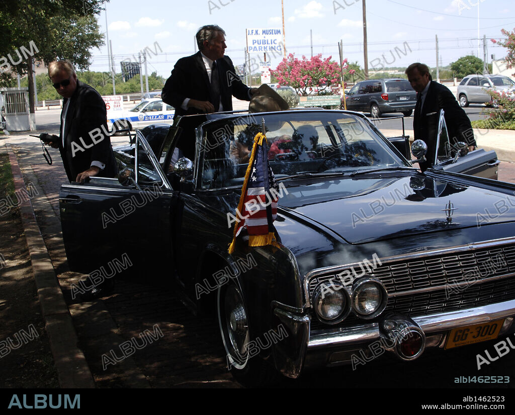 HISTORIA DE LOS ESTADOS UNIDOS. SIGLO XX. "ESCENIFICACION DEL ASESINATO DEL PRESIDENTE J. F. KENNEDY (22 de noviembre de 1963) ". DALLAS. Estado de Texas. Estados Unidos.