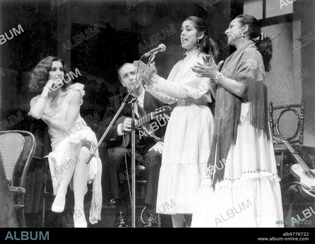 Homenaje A García Lorca en el teatro Español. Ana Belén, Amancio Prada, Lole y Lola Flores, 1984.