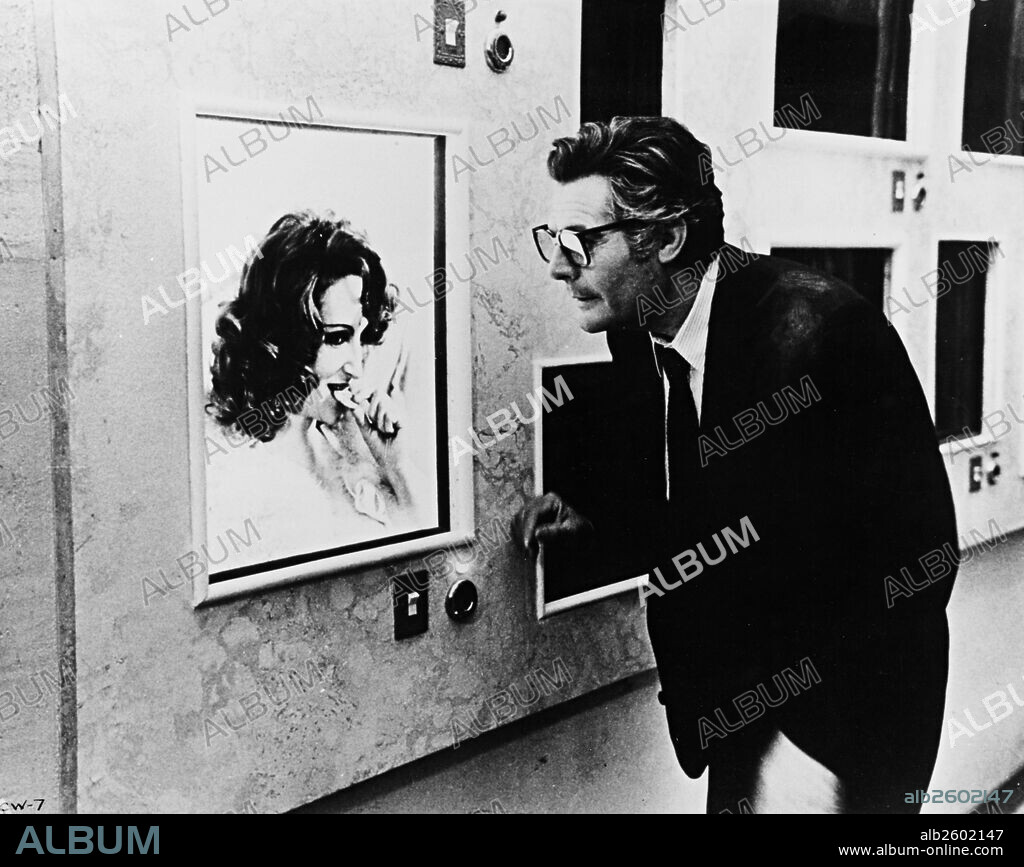 MARCELLO MASTROIANNI in CITY OF WOMEN, 1980 (LA CITTÀ DELLE DONNE), directed by FEDERICO FELLINI. Copyright OPERA/GAUMONT.