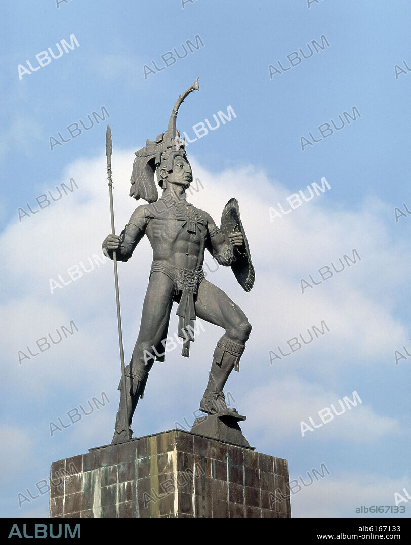 CARLOS ESPINO. MONUMENTO A CUAUHTEMOC ULTIMO EMPERADOR AZTECA.