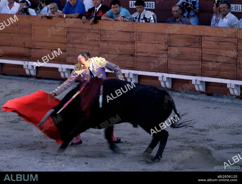 ANTOÑETE  ANTONIO CHENEL  MATADOR DE TOROS ESPAÑOL . MADRID 1934 -;.