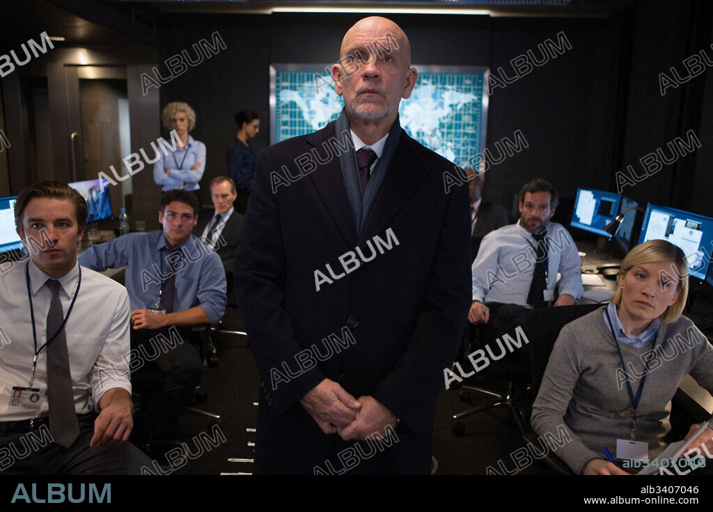 JOHN MALKOVICH in UNLOCKED, 2017, directed by MICHAEL APTED. Copyright LIPSYNC PRODUCTIONS.
