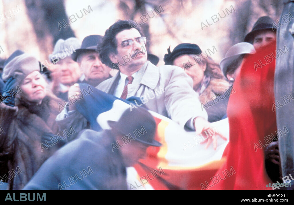 UNDERGROUND, 1995, directed by EMIR KUSTURICA. Copyright NEW YORKER FILMS.