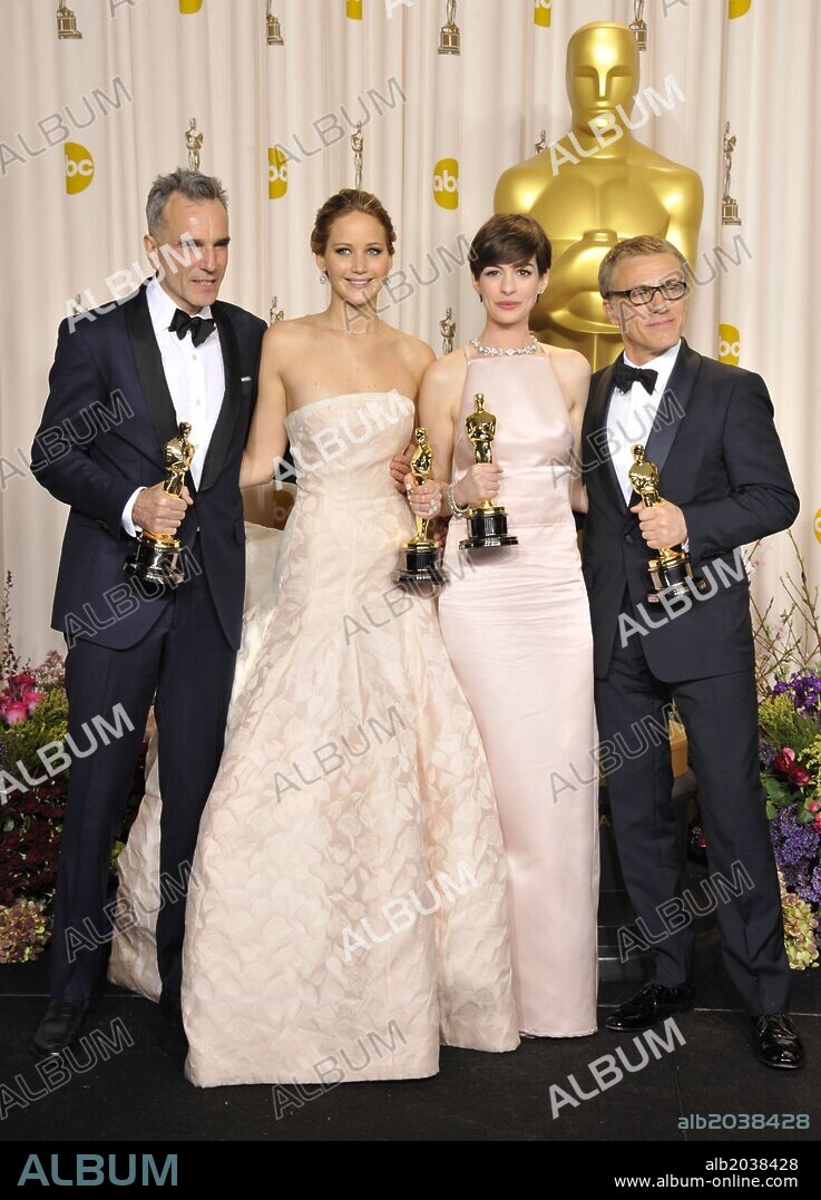 Feb. 24, 2013 - Los Angeles, California, U.S. - Daniel Day-Lewis, Jennifer Lawrence, Anne Hathaway and Christoph Waltz attending the 85th Academy Awards - Press Room held at the Dolby Theater in Hollywood, California on February 24, 2013. 2013............Sean Fine. 24/02/2013