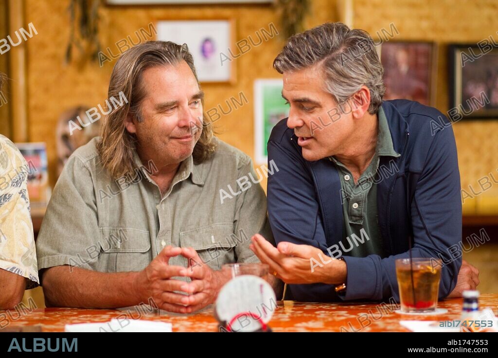 BEAU BRIDGES und GEORGE CLOONEY in THE DESCENDANTS, 2011, unter der Regie von ALEXANDER PAYNE. Copyright AD HOMINEM ENTERPRISES.