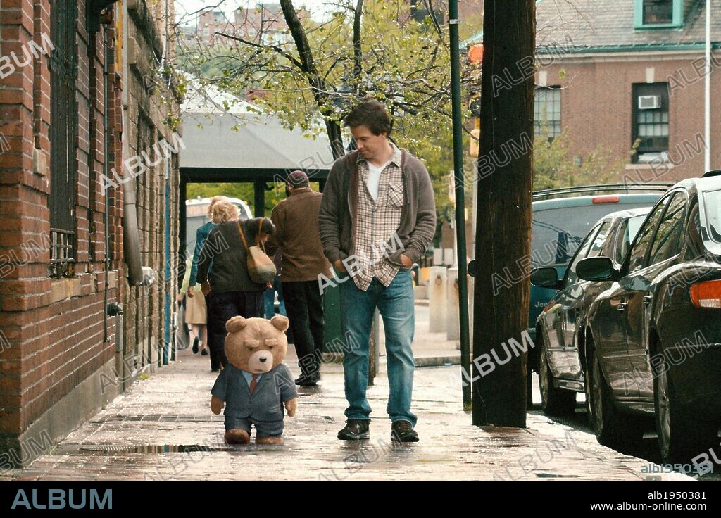 MARK WAHLBERG in TED, 2012, unter der Regie von SETH MACFARLANE. Copyright UNIVERSAL PICTURES.