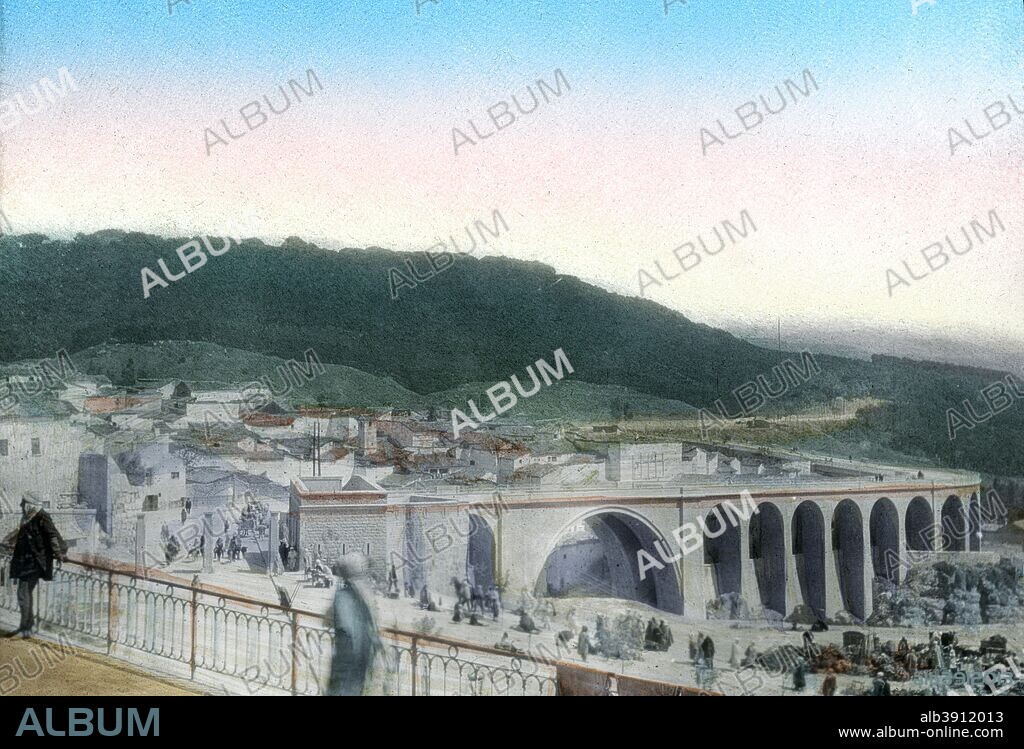 Sidi Rached bridge, Constantine, Algeria. View of Constantine, also known as Qusantinah.