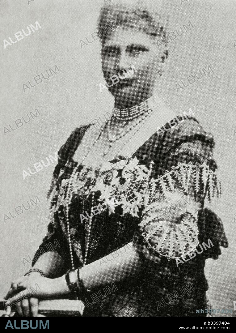 Luisa de Suecia (Lovisa Josefina Eugenia) (Estocolmo, 1851-Copenhague, 1926). Reina consorte de Dinamarca por su matrimonio con Federico VIII en 1868. Hija del rey Carlos XV de Suecia y de la princesa Luisa de los Países Bajos. Princesa de Suecia.