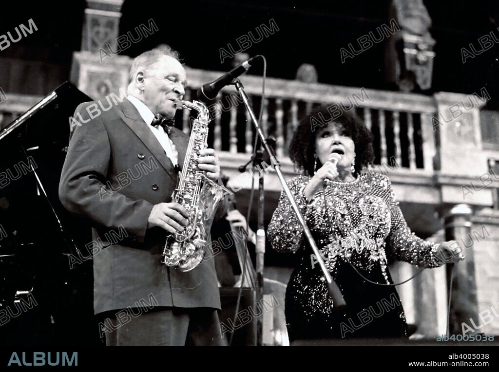 Sir John Dankworth, jazz composer, saxophonist and clarinetist with wife Dame Cleo Laine,  jazz singer and actress at The Globe, London, in 2000.