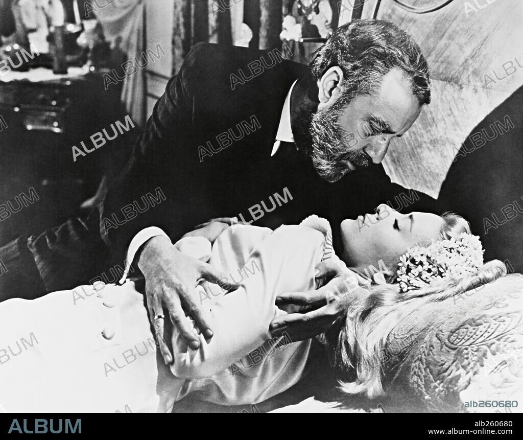 FERNANDO REY and SILVIA PINAL in VIRIDIANA, 1961, directed by LUIS BUÑUEL. Copyright UNION INDUSTRIAL CINEMATOGRAFICA/FILMS 59.