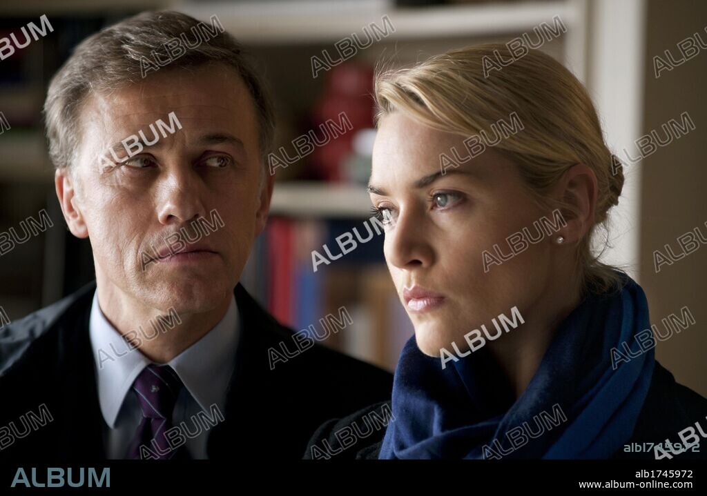 CHRISTOPH WALTZ and KATE WINSLET in CARNAGE, 2011, directed by ROMAN POLANSKI. Copyright SBS PRODUCTIONS.