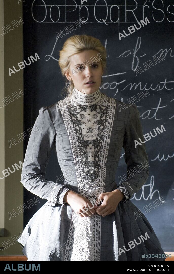 MAGGIE GRACE in WHEN CALLS THE HEART, 2014, unter der Regie von NEILL FEARNLEY. Copyright MPCA.