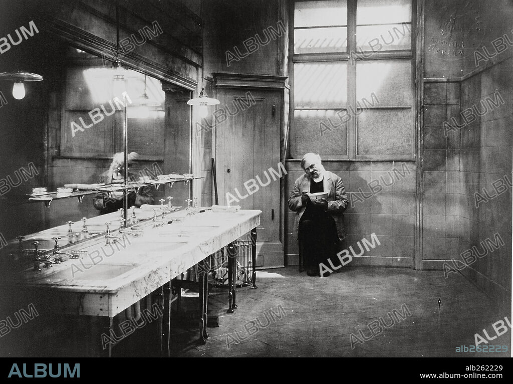 EMIL JANNINGS in DER LETZTE MANN, 1924, unter der Regie von F. W. MURNAU. Copyright U.F.A.
