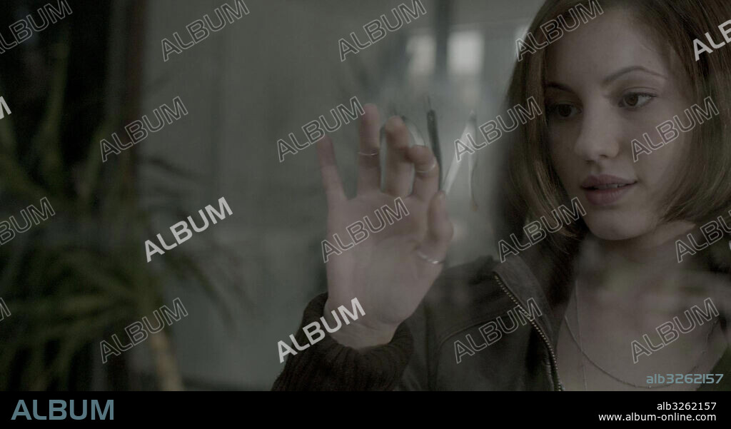 IVANA BAQUERO en HIELO, 2016 (GELO), dirigida por GONÇALO GALVAO TELES y LUIS GALVAO TELES. Copyright POTENZA PRODUCCIONES/FADO FILMES.