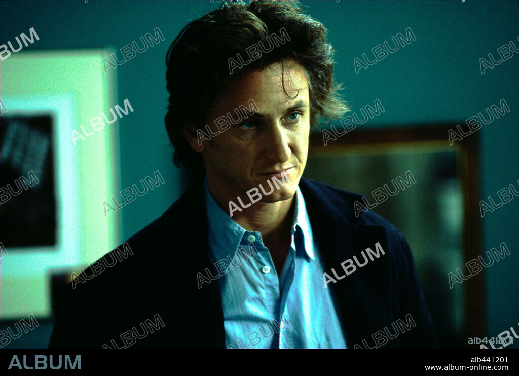 SEAN PENN en 21 GRAMOS, 2003 (21 GRAMS), dirigida por ALEJANDRO GONZALEZ IÑARRITU. Copyright FOCUS FILMS INC. / SHELDON, JIM.