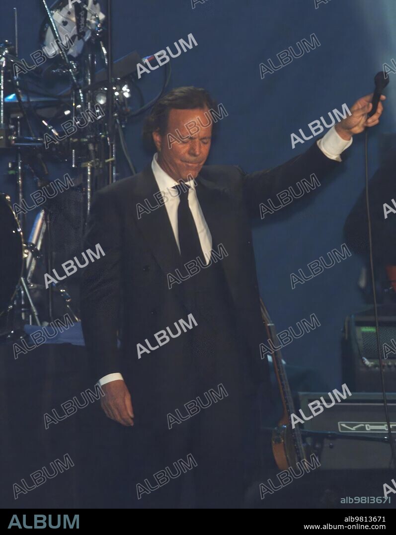 18-09-01-Madrid. -concierto de Julio Iglesias; .- .Foto Ernesto Agudo.Archdc.