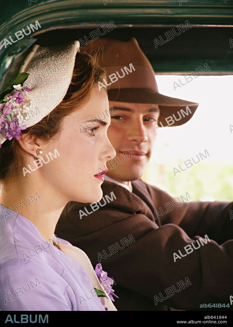 KERI RUSSELL and SKEET ULRICH in THE MAGIC OF ORDINARY DAYS, 2005, directed by BRENT SHIELDS. Copyright EMPIRE PICTURES / HEINILA, ERIKA.