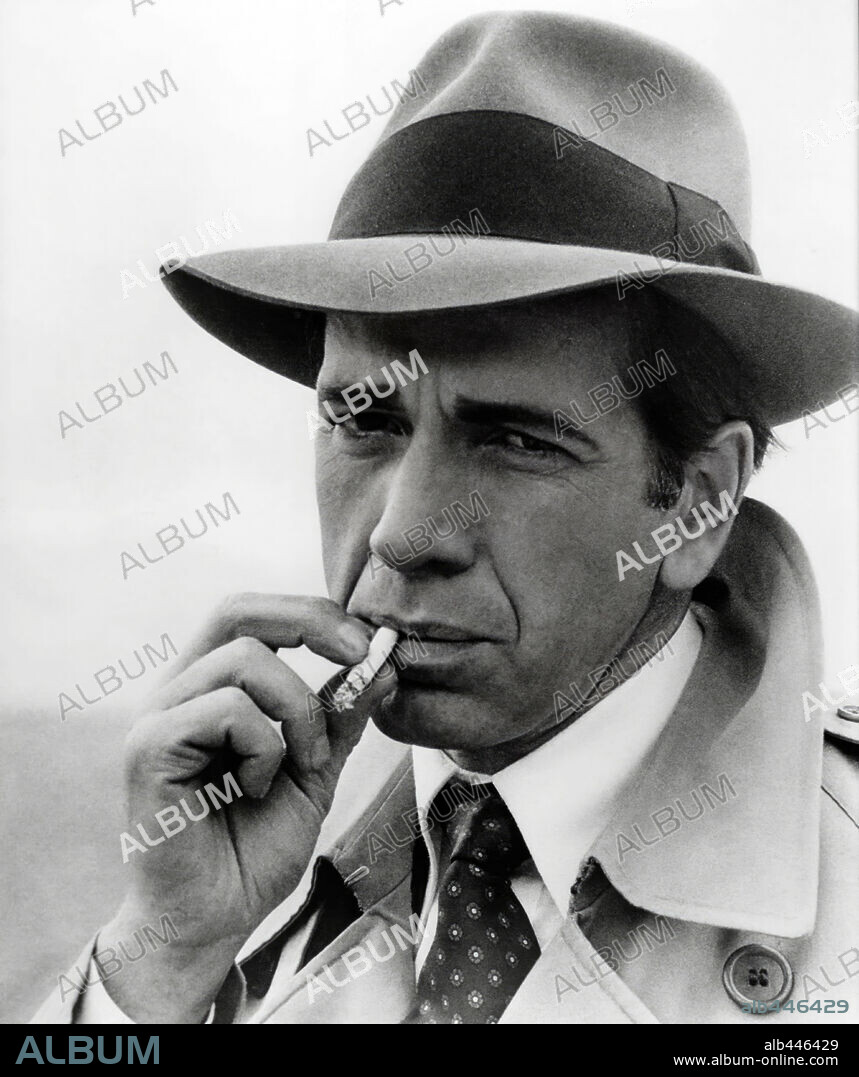 ROBERT SACCHI in THE MAN WITH BOGART'S FACE, 1980, directed by ROBERT DAY. Copyright SIMON FILM PRODUCTIONS.