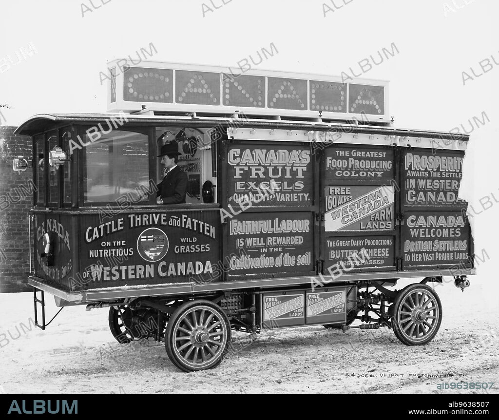WILLIAM H. JACKSON. Motor car, Canadian Government Colonization Co., between 1900 and 1905.