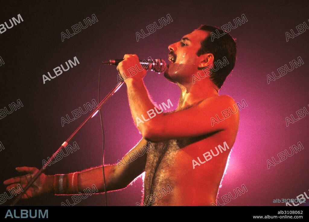 Sep. 07, 1984 - London, England, Great Britain - Freddie Mercury - Queen concert of the WORKS-TOUR at Wembley Arena, London (Credit Image: © Future-Image/ZUMApress.com). 07/09/1984