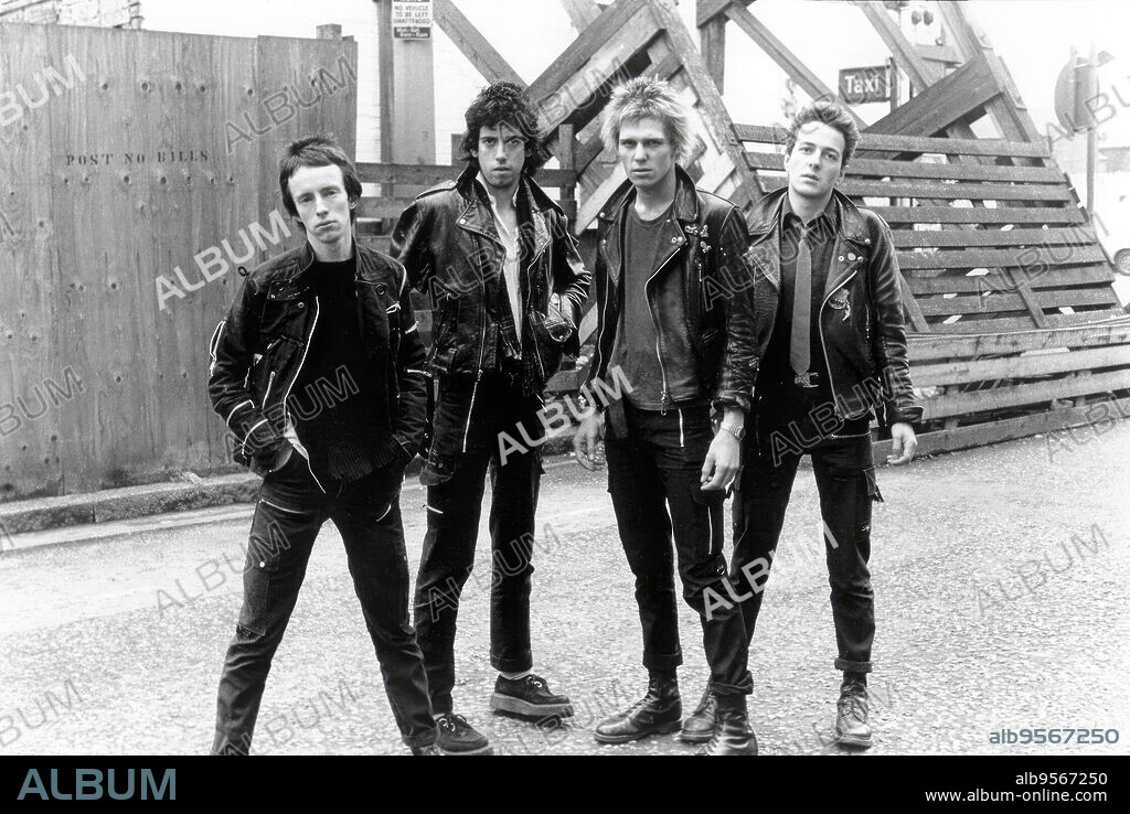 JOE STRUMMER, PETE HOWARD, TERRY CHIMES and TOPPER HEADON in JOE STRUMMER: THE FUTURE IS UNWRITTEN, 2007, directed by JULIAN TEMPLE. Copyright PARALLEL FILM PRODUCTIONS/FILMFOUR/HANWAY FILMS/NITRATE FILM.