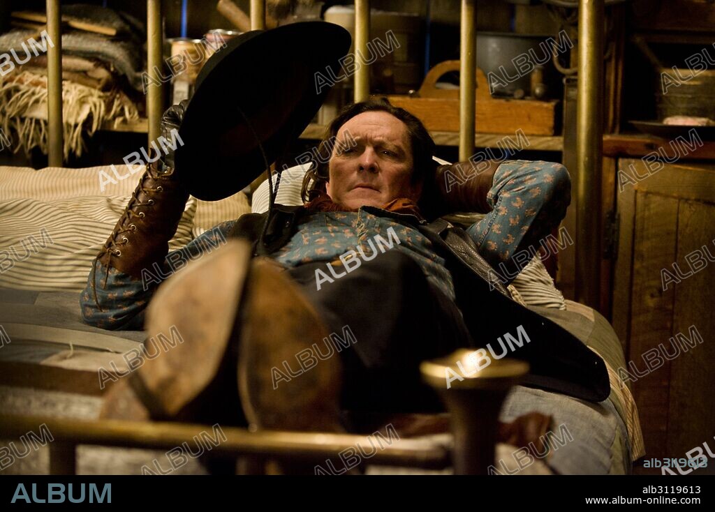MICHAEL MADSEN dans LES HUIT SALOPARDS, 2015 (THE HATEFUL EIGHT), réalisé par QUENTIN TARANTINO. Copyright WEINSTEIN COMPANY, THE.