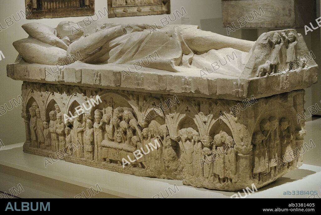 Anónimo, Castilla. Sepulcro de un caballero de la família de los Téllez de Meneses, hacia el 1300. Talla en piedra con restos de policromía. Procede del Monasterio de Santa María de Matallana, Valladolid. Museo Nacional de Arte de Cataluña. Barcelona. Cataluña. España.