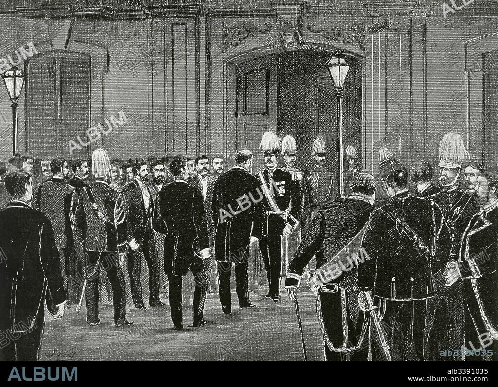 España. Cataluña. Barcelona. Exposición Universal de 1888. El alcalde de Barcelona, Francisco de Paula Rius i Taulet (1833-1889) ofreciendo al rey Luis I de Portugal (1838-1889) el Pabellón Regio. Grabado por J. Vehil. "La Ilustracion Iberica", 1888.
