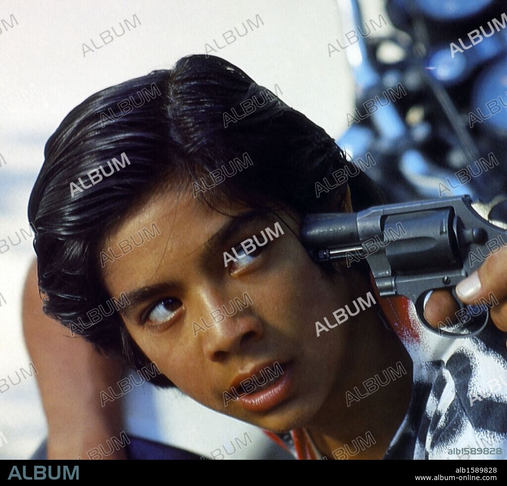 YO, EL VAQUILLA, 1985, dirigida por JOSE ANTONIO DE LA LOMA. Copyright IMPALA FILMS.
