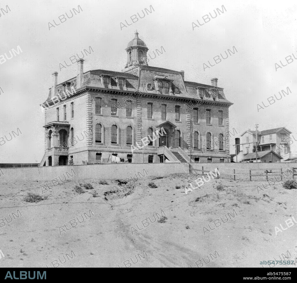 California History - Ladies' Protection and Relief Society Bldg., Franklin St., San Francisco circa 1866.
