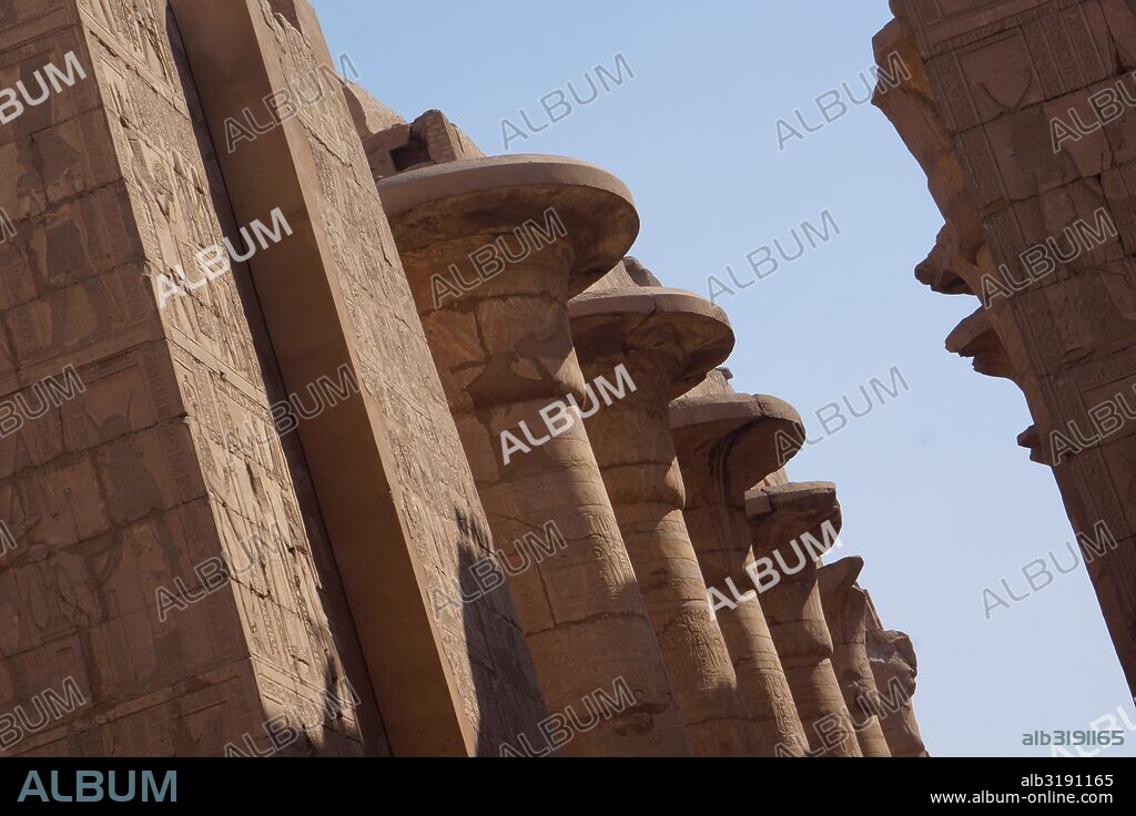 Templo de Karnak, Luxor, Egipto. Sala Hipóstula.