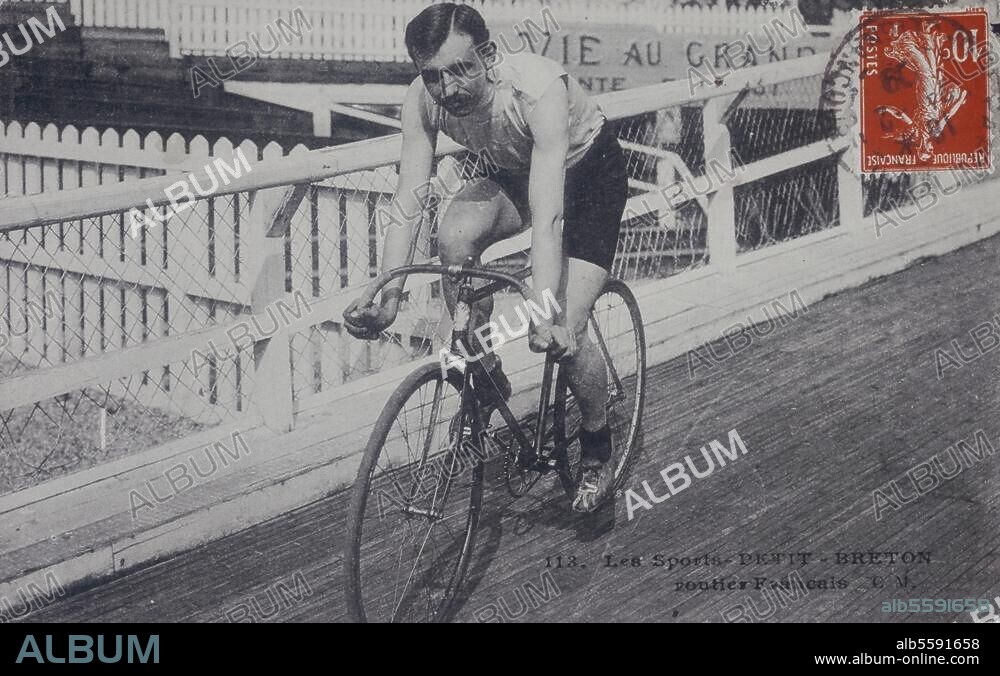 Petit-Breton (eigtl. Mazan), Lucien franz. Radrennfahrer, Gewinner der Tour de France 1907 und 1908. 1883-1917. "PETIT-BRETON routier Français". Fotopostkarte, 1909. Aus einer Serie: Les Sports. Paris, Privatsammlung.