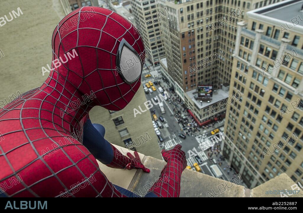ANDREW GARFIELD in THE AMAZING SPIDER-MAN 2, 2014, directed by MARC WEBB. Copyright MARVEL ENTERPRISES.