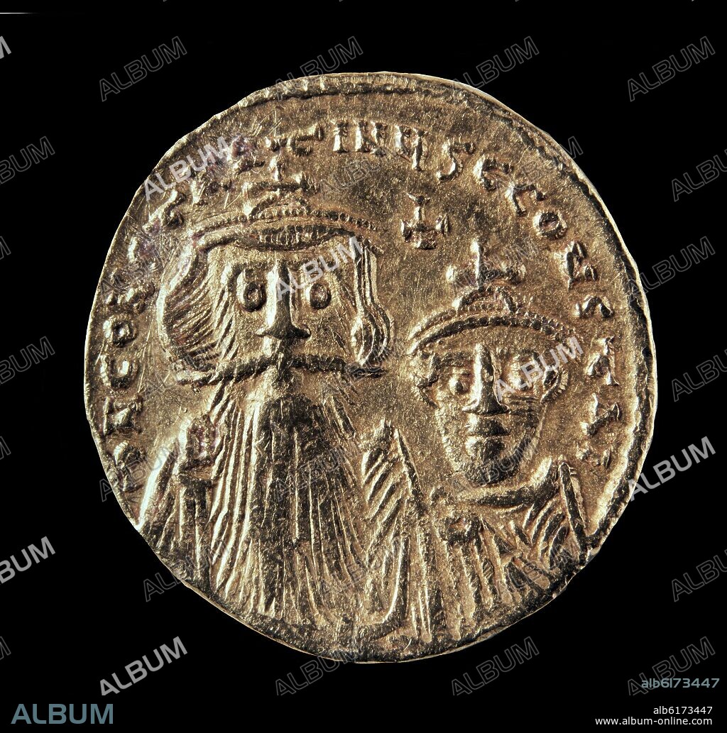 MONEDA - SOLIDO(24.104) - CONSTANTE II - LIBRA CAROLINGIA - ANVERSO - 19,35 MM.